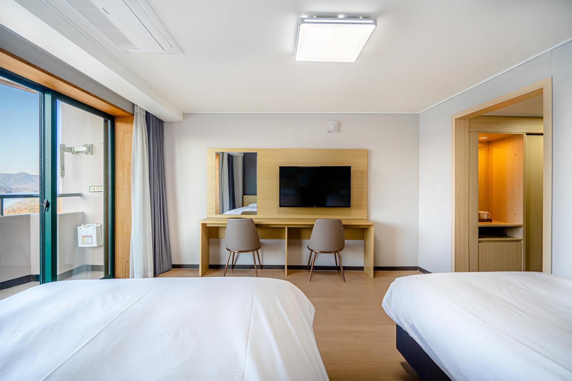 Cheongpung Resort Jecheon Buitenkant foto
