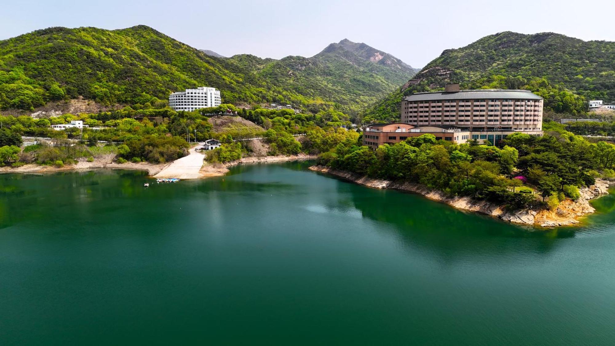 Cheongpung Resort Jecheon Buitenkant foto