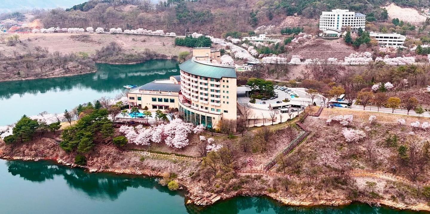 Cheongpung Resort Jecheon Buitenkant foto
